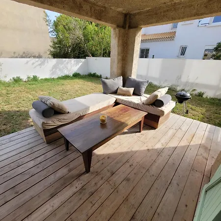 Maison A Deux Pas Des Plages Avec Jardin, Terrasses Et Spa. Meze Room photo