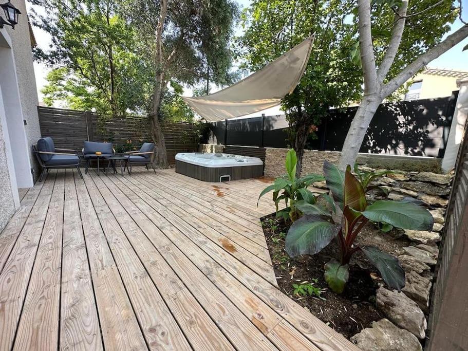 Maison A Deux Pas Des Plages Avec Jardin, Terrasses Et Spa. Meze